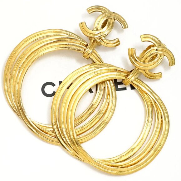 CHANEL CC Logos Huge 3 Hoops Clip-On Earrings Gold Tone Auth u11254 - Picture 1 of 5